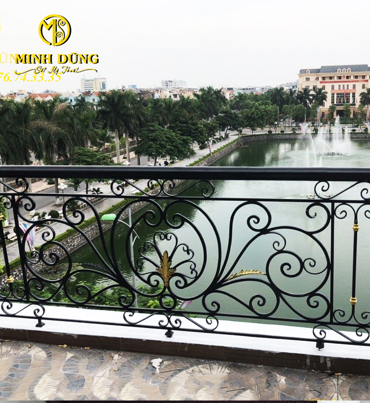 Lan can sắt mỹ thuật ban công