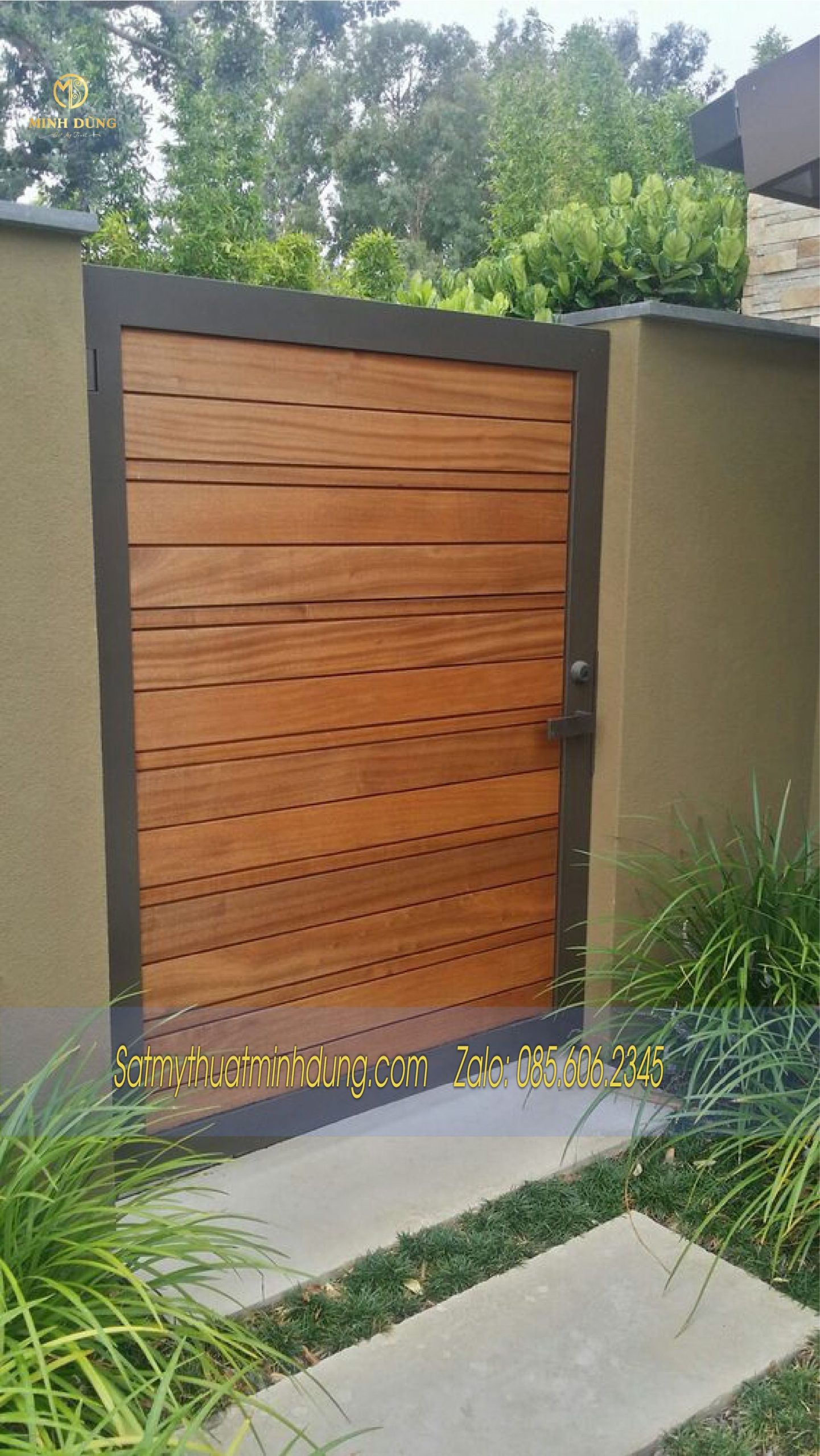 Cổng sắt giả gỗ hiện đại